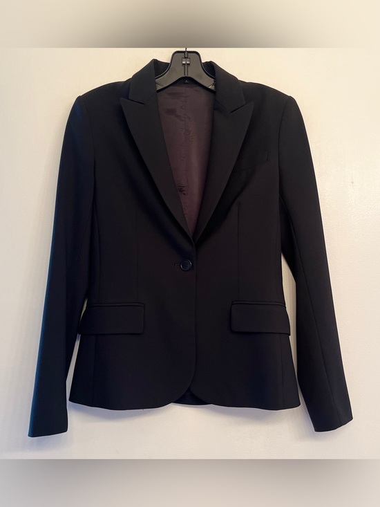 Theory Jackets & Blazers - Theory Black Tailored Single-Button
Classic Suit Blazer Jacket Size 4